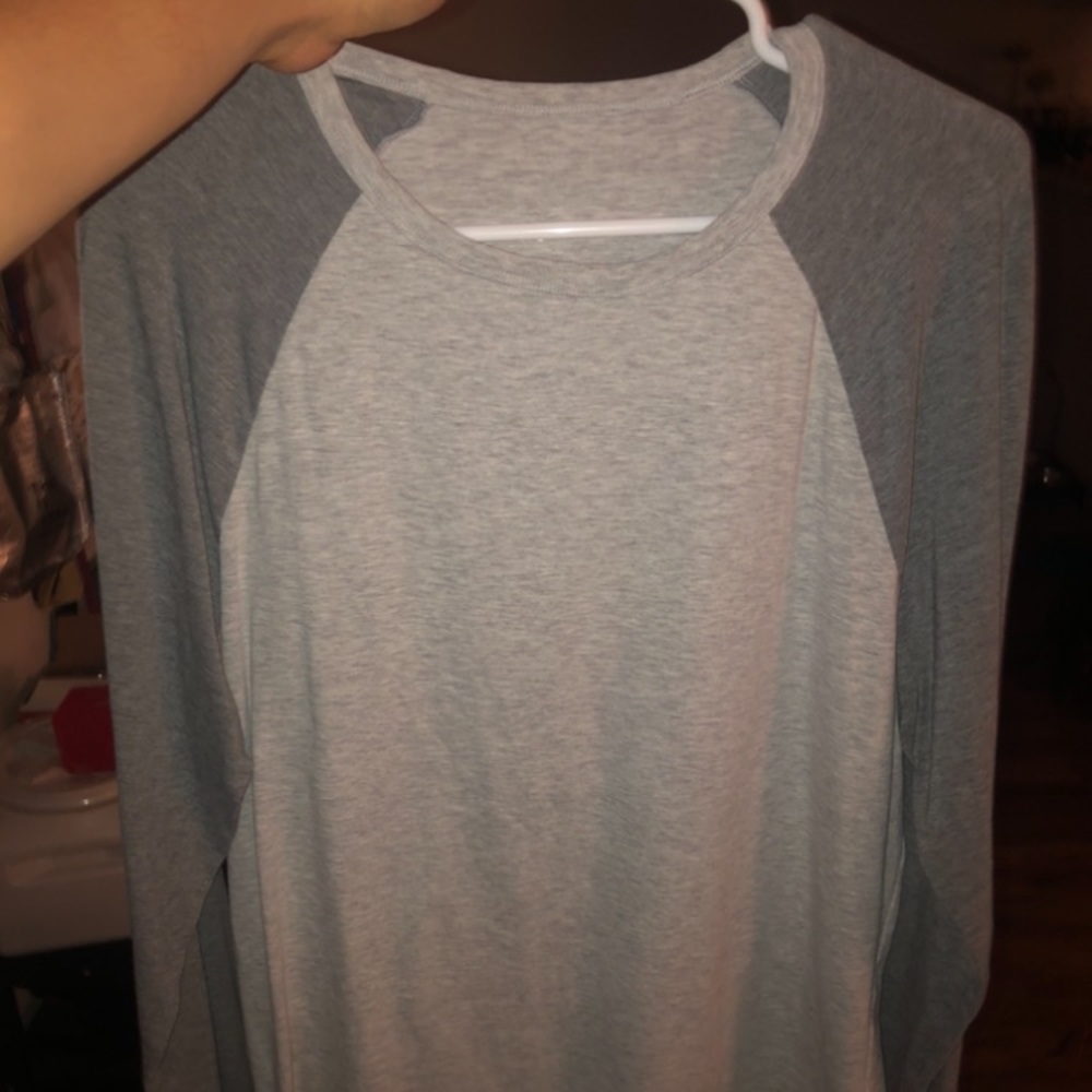 Lululemon long sleeve. Medium